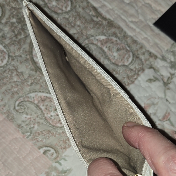 Brahmin Credit Card Wallet in Pearl All Over Lizard. NWT - Picture 9 of 10